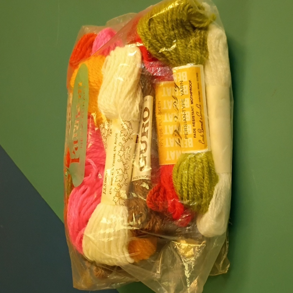 Multi-Color Yarn Set for Arts & Crafts - Picture 8 of 8